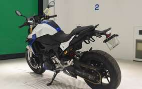 BMW F900R 2022