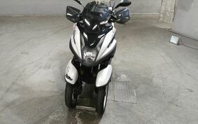 YAMAHA TRICITY 125 SE82J