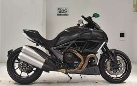 DUCATI DIAVEL Carbon 2013