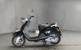 YAMAHA VINO 125 SE24