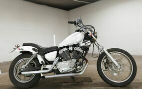 YAMAHA VIRAGO 250 3DM