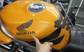 HONDA VTR1000F 2000 SC36