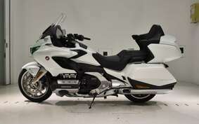 HONDA GL 1800 GOLD WING TOUR DCT 2022 SC79