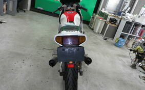 YAMAHA TZR250 1KT