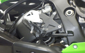 KAWASAKI ZX 10 NINJA R 2011