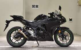 YAMAHA YZF-R25 RG10J