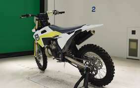 HUSQVARNA TC250