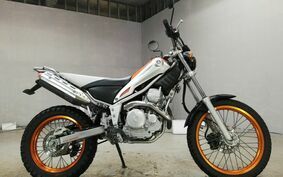 YAMAHA TRICKER DG16J