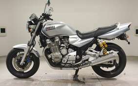 YAMAHA XJR1300 2000 RP03J