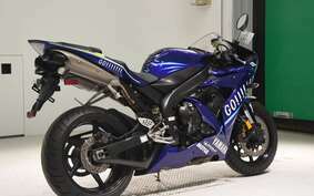 YAMAHA YZF-R1 2004