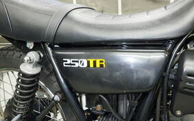 KAWASAKI 250TR BJ250F