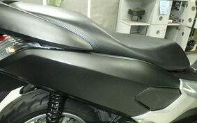 YAMAHA N-MAX SE86J