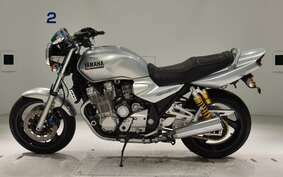 YAMAHA XJR1300 2000 RP03J