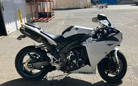 YAMAHA YZF-R1 2010 RN23