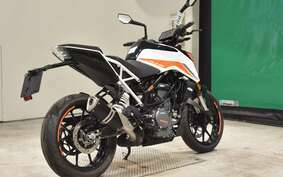 KTM 390 DUKE 2023 JPJ40