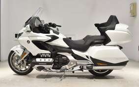 HONDA GL 1800 GOLD WING TOUR DCT 2022 SC79