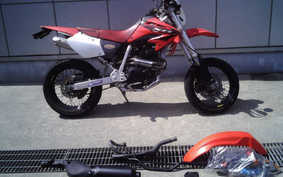 HONDA XR400 MOTARD 2005 ND08