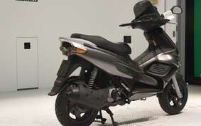 PIAGGIO RUNNER 125 VX