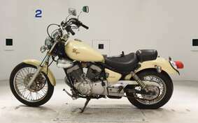 YAMAHA VIRAGO 250 3DM