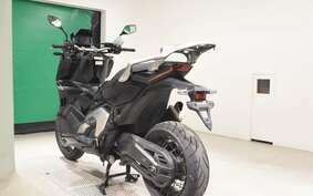 HONDA X-ADV 750 2022 RH10