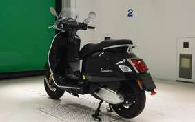 VESPA GTS300 SUPER 2023