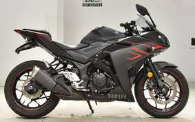 YAMAHA YZF-R25 A RG10J