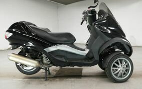 PIAGGIO MP3 250 RL M472