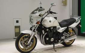 YAMAHA XJR1300 2002 RP03J