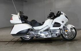 HONDA GL 1800 GOLD WING 2012 SC68