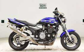 YAMAHA XJR1300 2000 RP03J