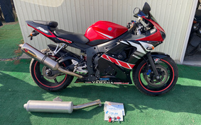 YAMAHA YZF-R6 2003 RJ05