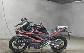 YAMAHA YZF-R25 RG43J