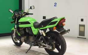 KAWASAKI ZRX400 2006 ZR400E