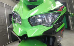 KAWASAKI ZX-25R ZX250E