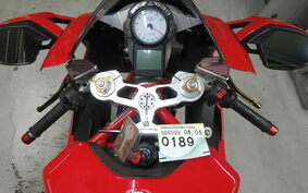 DUCATI 999 BIPOST 2010