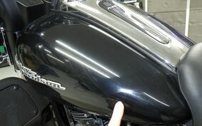 HARLEY FLHX 1580 2011