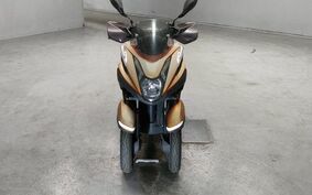 YAMAHA TRICITY 125 SE82J