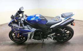 YAMAHA YZF-R1 Fi 2013 RN23