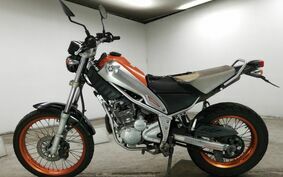 YAMAHA TRICKER DG16J