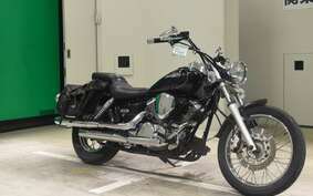 YAMAHA DRAGSTAR 125 VE01