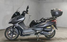 KYMCO DOWNTOWN 200 i 不明