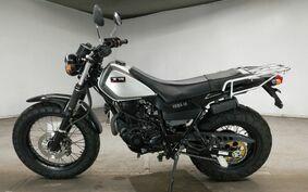 YAMAHA TW225 DG09J