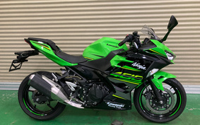 KAWASAKI NINJA 2019 EX400G