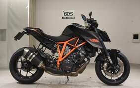 KTM 1290 SUPER DUKE R 2014 V3940