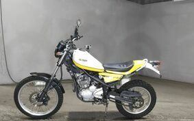 YAMAHA TRICKER DG16J