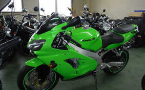 KAWASAKI ZX900R NINJA 2001 ZX900E