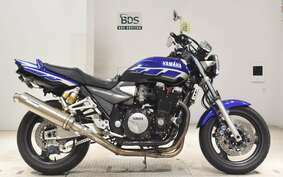 YAMAHA XJR1300 2000 RP03J