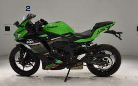 KAWASAKI ZX-25R ZX250E