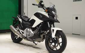 HONDA NC 700 X LD A 2014 RC63