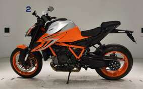 KTM 1290 SUPER DUKE R EVO